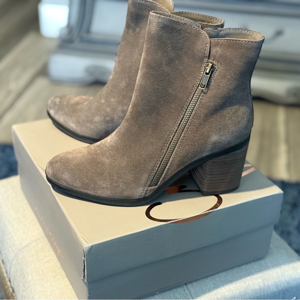 Crown Vintage Tan Ankle Booties with Wedge Heel